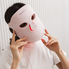 LED collageenmasker voor thuisgebruik: dit doet de Beautifly Aura Glam PRO