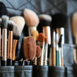 Hoe maak je je make-up kwasten schoon?