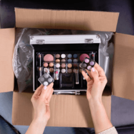 Make-up kopen in een webwinkel -de voordelen