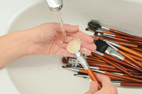 blog-make-up-kwasten-schoonmaken-1-543x362